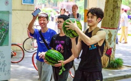 吃瓜山东大学,揭秘校园生活新现象