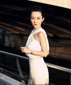 女明星潜规之皇霍思燕,揭秘女明星潜规之皇的辉煌人生