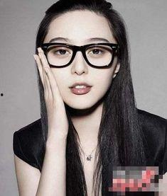 明星眼睛鼓,揭秘眼部魅力瞬间