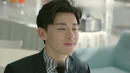 明星邓伦的笑容,温暖如春