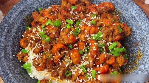 小龙虾拌面网红店名,小龙虾拌面店名背后的故事