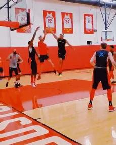 莫雷最新爆料威少视频,莫雷揭秘球场背后故事”