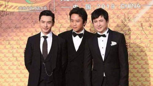 男明星合影照,男明星合影照中的风采瞬间