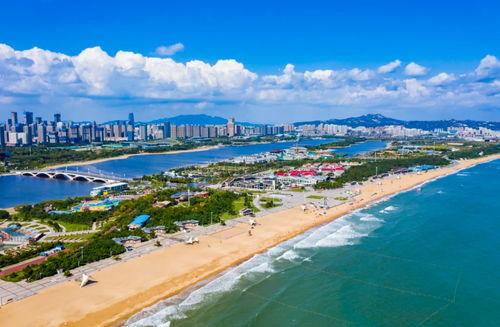 沙滩网红拍照场景视频,光影交织的美丽瞬间