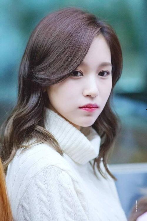 名井南头条文章,揭秘明星背后的故事与成长历程